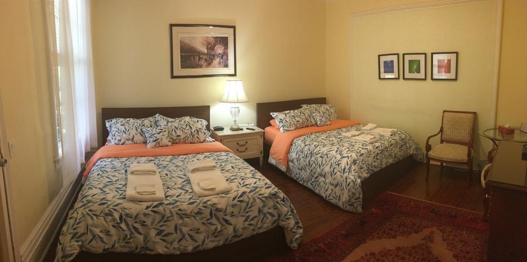 Toronto Garden Inn Bed & Breakfast Exterior foto
